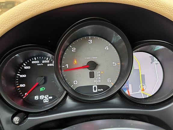 Porsche Macan S 12 of 19