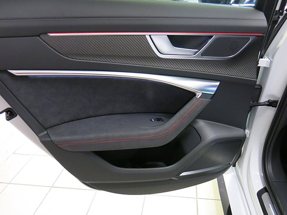 Audi RS6 24 of 30