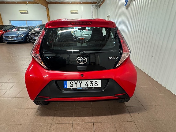 Toyota Aygo 5 of 9