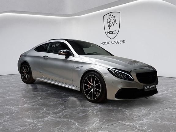 Mercedes-Benz C63 7 of 27