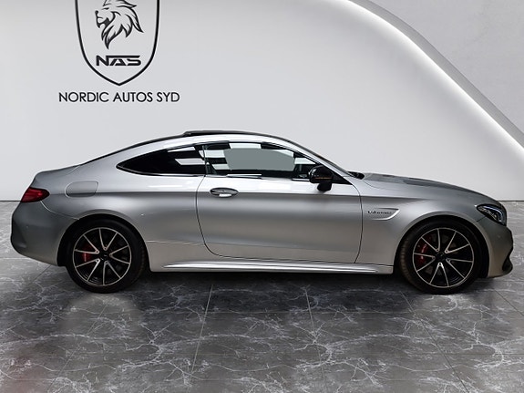 Mercedes-Benz C63 5 of 5