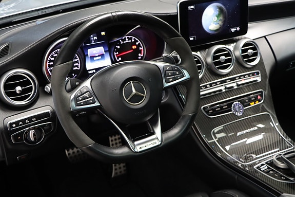 Mercedes-Benz C63 11 of 27