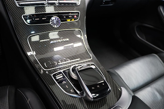 Mercedes-Benz C63 18 of 27