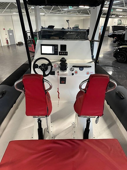 DAHL 25 med Volvo Penta 430 CE 5 of 5