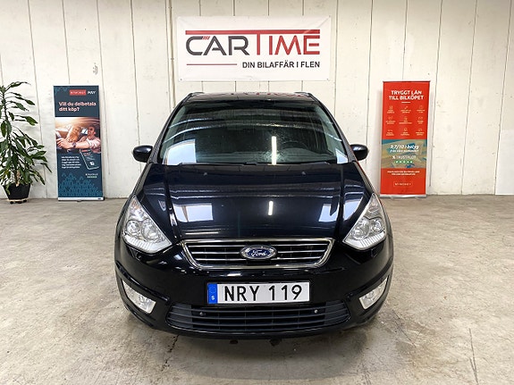 Ford Galaxy 2 of 5