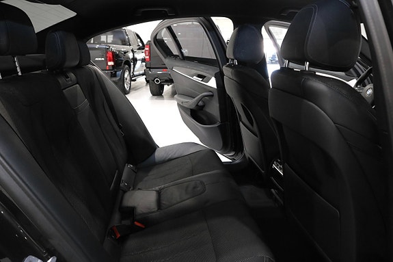 BMW 530e 16 of 27