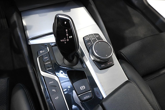 BMW 530e 19 of 27