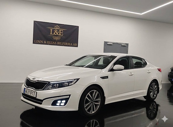 Kia Optima 2 of 5