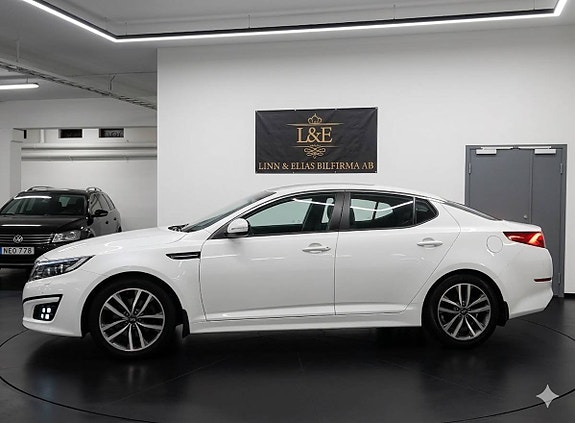 Kia Optima 3 of 5