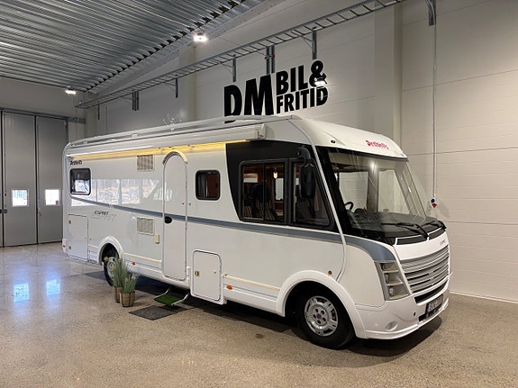 Dethleffs I 7150 Automat / Långbädd / Garage / Taksäng / 180hk / Husbil