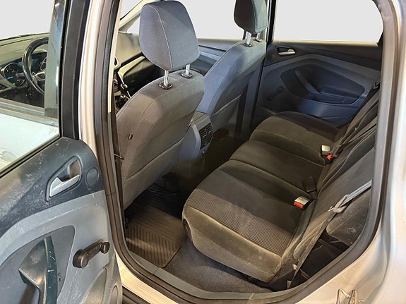 Ford C-Max 11 of 21