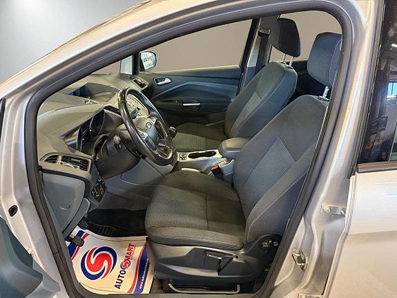Ford C-Max 8 of 21