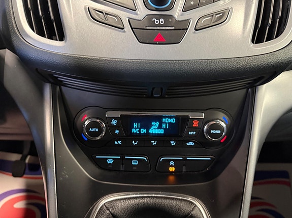 Ford C-Max 15 of 21