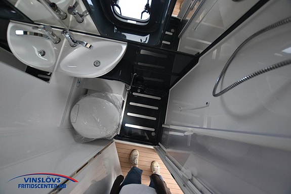 Hobby Prestige Van 640 ET 14 of 15