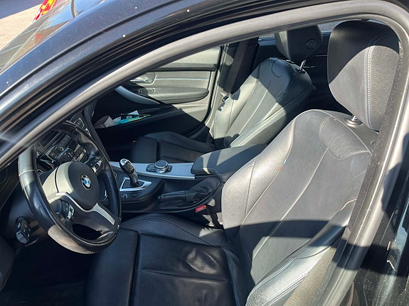 BMW 320d 6 of 11