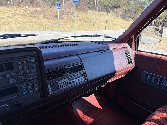 Chevrolet K1500 12 of 12