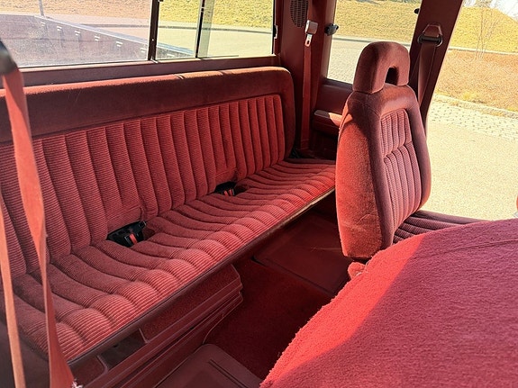 Chevrolet K1500 11 of 12