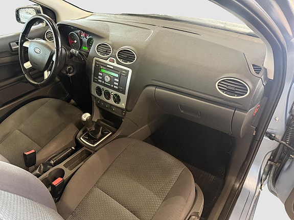 Ford Focus 15 of 16