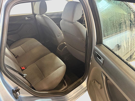 Ford Focus 13 of 16