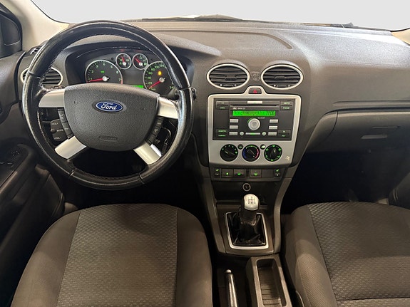 Ford Focus 10 of 16