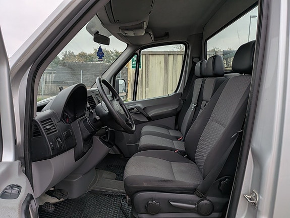 Volkswagen Crafter 50 9 of 9