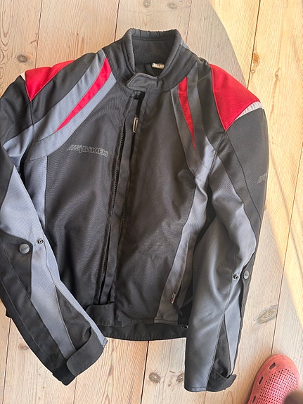 Product image 17 of 23