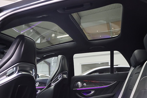 Mercedes-Benz E63 13 of 29