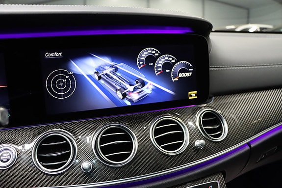 Mercedes-Benz E63 27 of 29