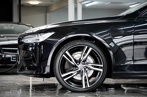 Volvo S90 19 of 28