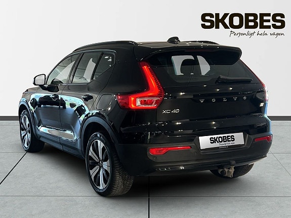 Volvo XC40 5 of 5