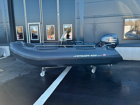 Pioner Steady 400 med mercury 40hk, 2021