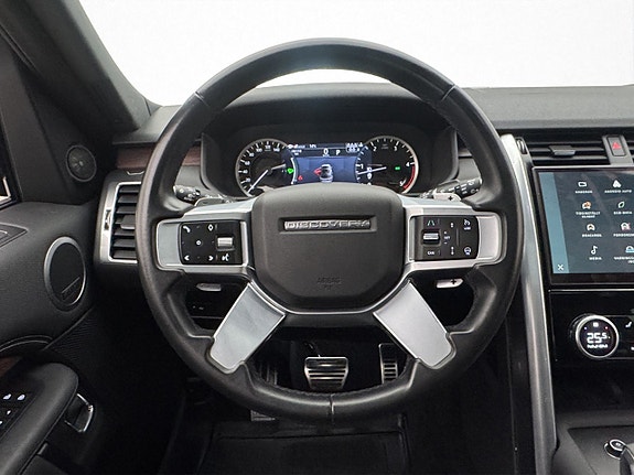 Land Rover Discovery 14 of 30