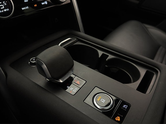 Land Rover Discovery 27 of 30