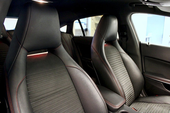 Mercedes-Benz CLA220 d 12 of 14