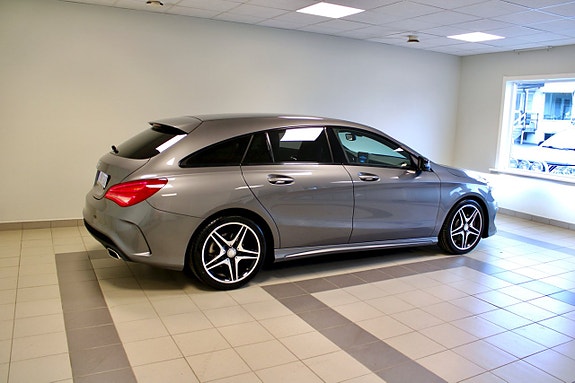 Mercedes-Benz CLA220 d 4 of 5