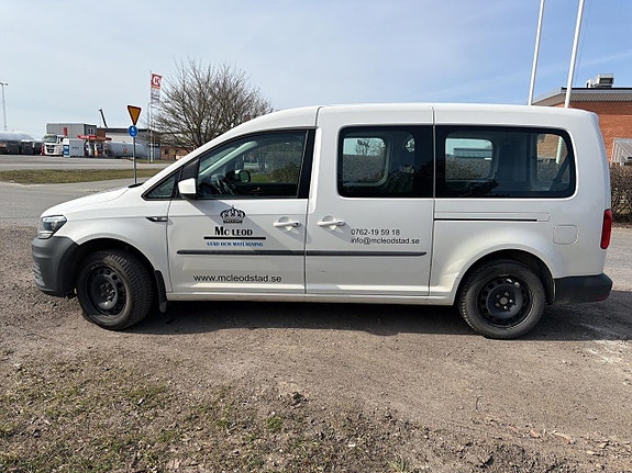Volkswagen Caddy Maxi 2 of 5