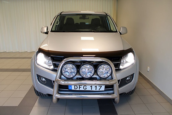 Volkswagen Amarok 2 of 5