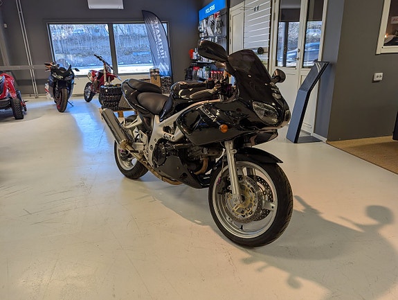 Suzuki Cycles SV650 *0% ränta i 24 månader* 2 of 3