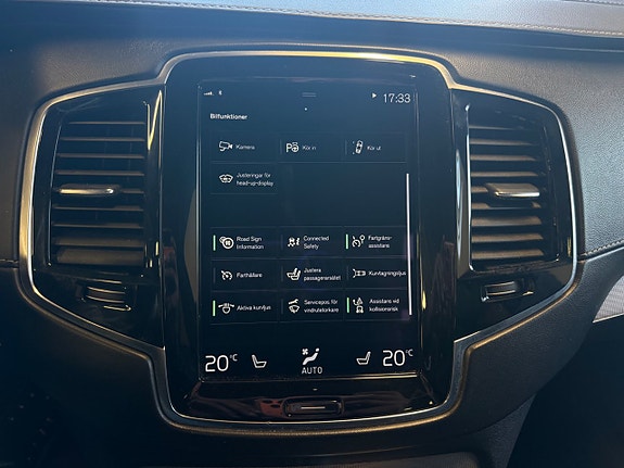 Volvo XC90 13 of 23