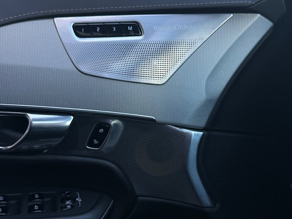 Volvo XC90 21 of 23