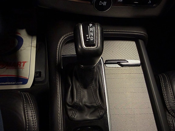 Volvo XC90 10 of 23