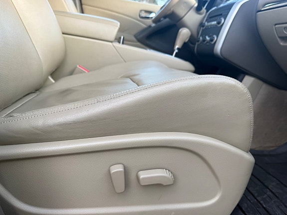 Nissan Murano 13 of 18
