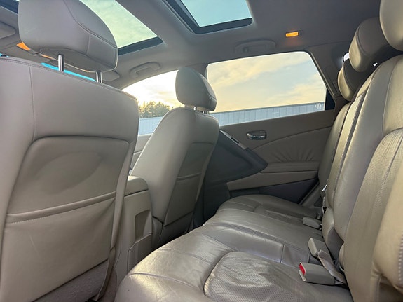 Nissan Murano 15 of 18