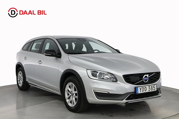Volvo V60 Cross Country 3 of 5