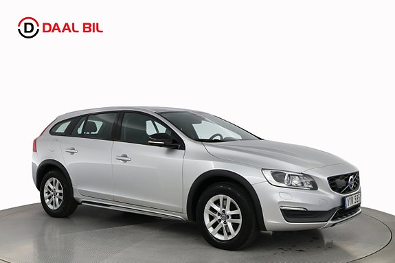 Volvo V60 Cross Country 4 of 5