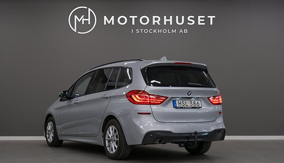 BMW 218 4 of 17
