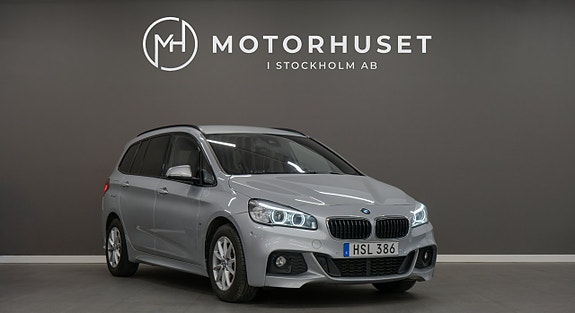 BMW 218 3 of 17
