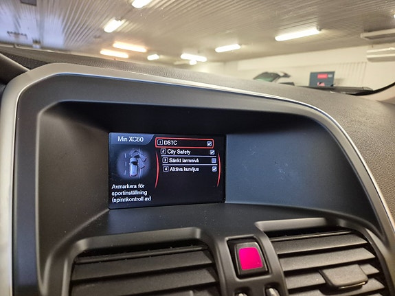 Volvo XC60 18 of 18