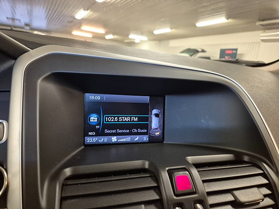 Volvo XC60 17 of 18