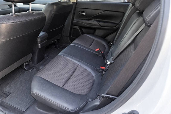 Mitsubishi Outlander 7 of 7
